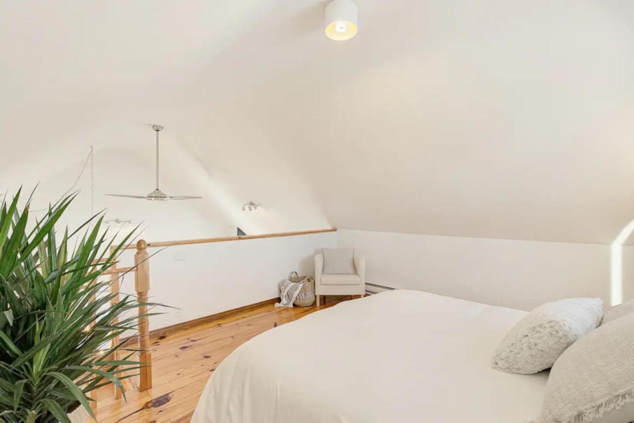 Intimate Apartment With Scenic Views Baie-Saint-Paul Exterior photo