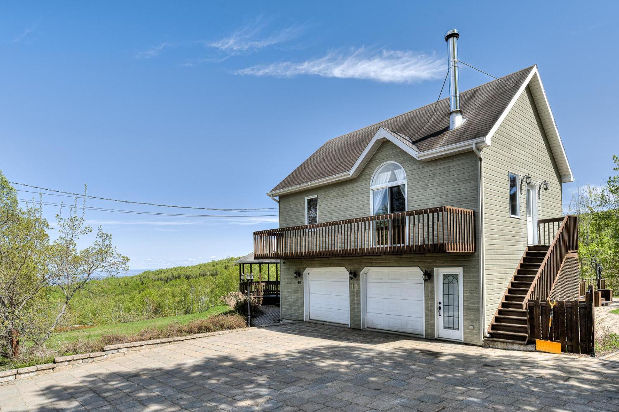 Intimate Apartment With Scenic Views Baie-Saint-Paul Exterior photo